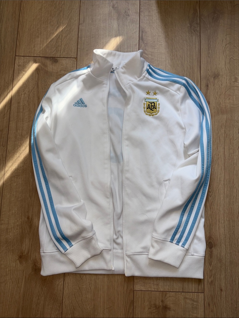 adidas Messi Track Jacket with Light Blue Stripes and Argentina Crest size L